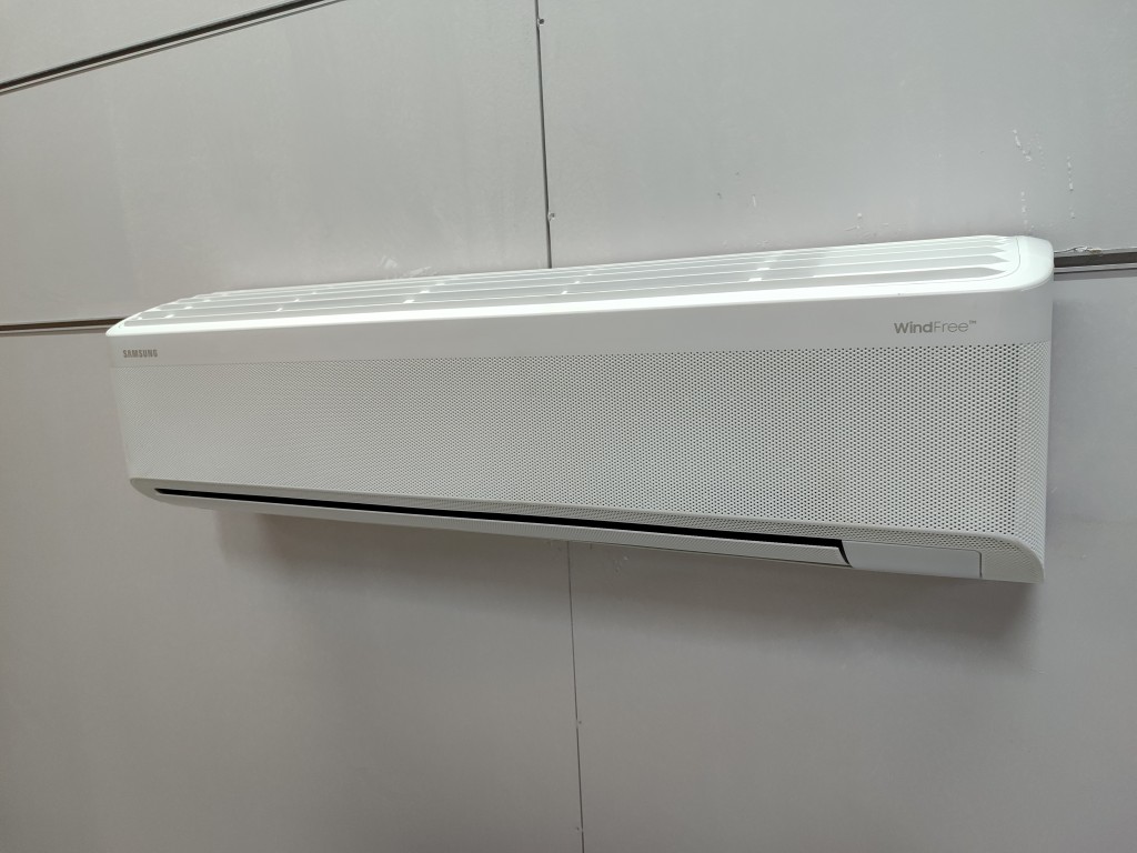 Samsung AR60F18C1KW 18000 Btu Wi-Fi WindFree Inverter Klima görsel 3